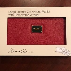 Kenneth Cole Wristlet